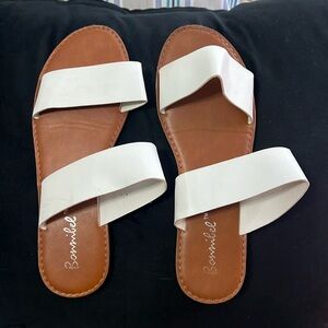 Bonnibell White slip on sandals. Size 6. Gently worn. Great condition.